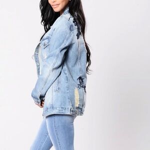Fashion Nova NWT Light Blue Distressed Denim Jacket